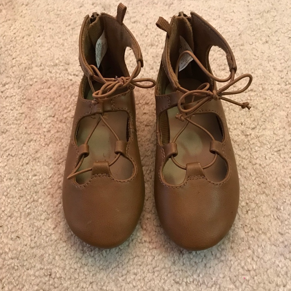Toddler brown flats